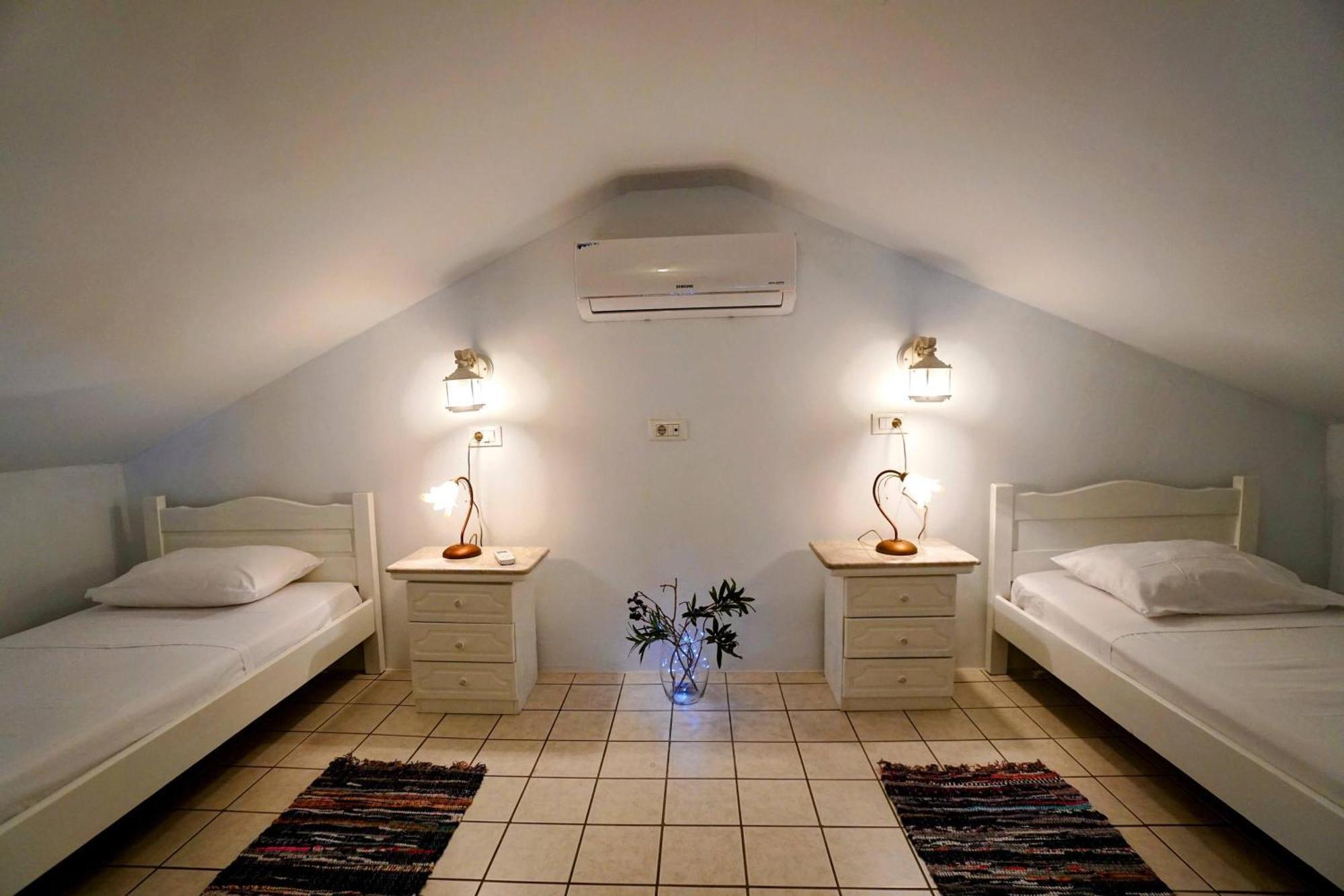 Petalo House Apartment Symi Exterior foto